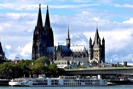 Koelner Dom mit Gross St Martin, Deutschland